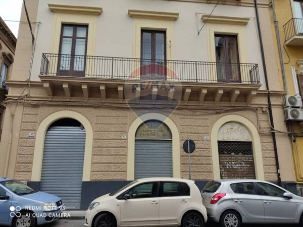 locale commerciale in vendita a Catania