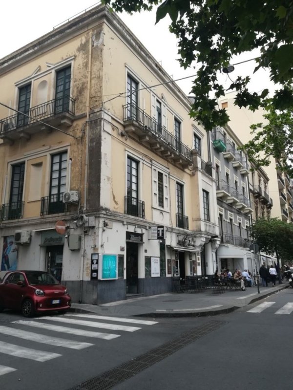 quadrivano in vendita a Catania in zona Centro Storico