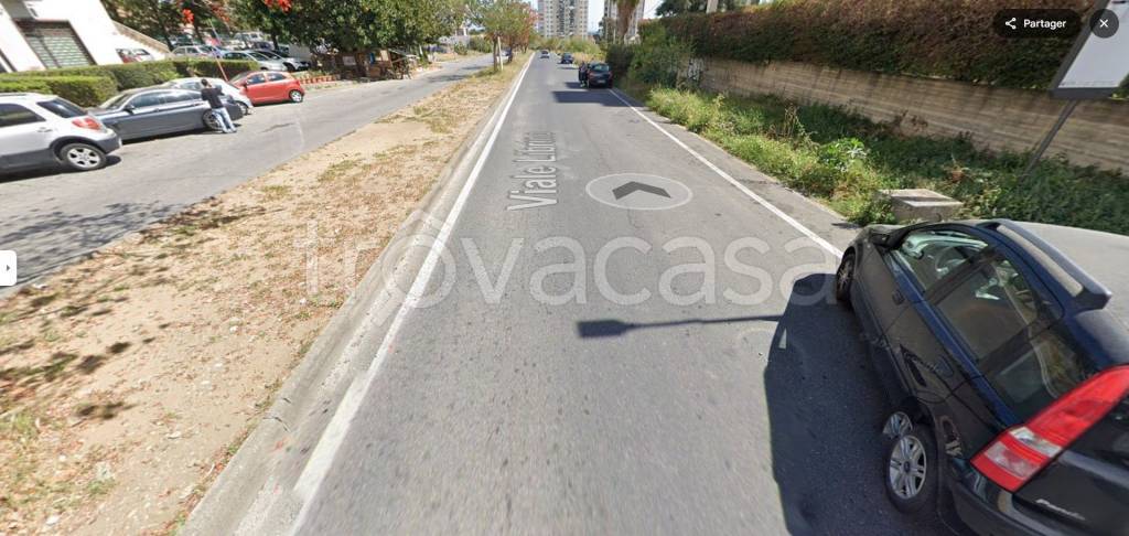 appartamento in vendita a Catania in zona Villaggio Sant'Agata