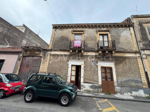 casa indipendente in vendita a Catania in zona Cibali
