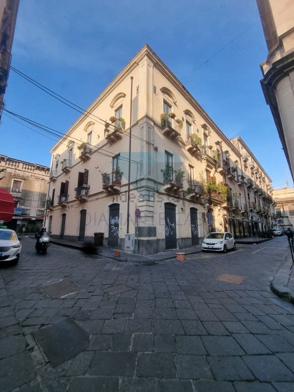 appartamento in vendita a Catania in zona Centro Storico