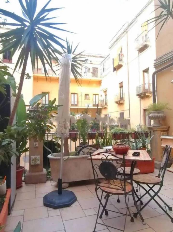 appartamento in vendita a Catania in zona Centro Storico