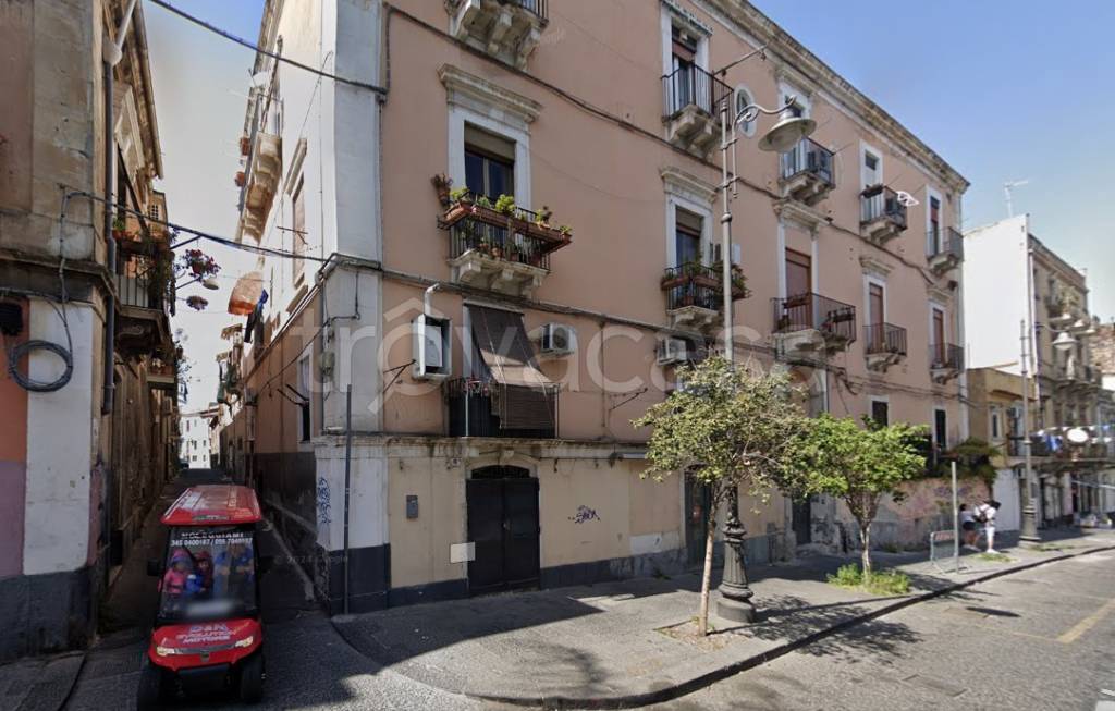 appartamento in vendita a Catania in zona Centro Storico