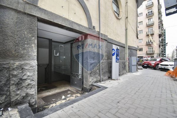 locale commerciale in vendita a Catania in zona Centro Storico