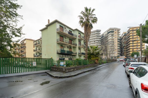 locale commerciale in vendita a Catania in zona Barriera del Bosco