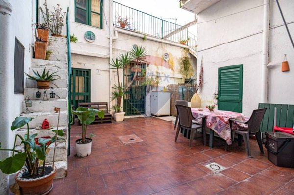 appartamento in vendita a Catania in zona Ognina