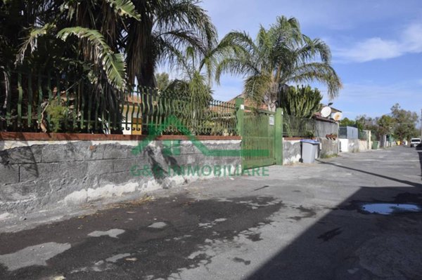 casa indipendente in vendita a Catania in zona Fontanarossa