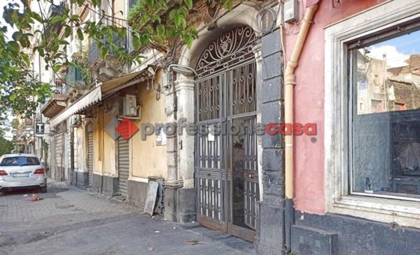 appartamento in vendita a Catania in zona Centro Storico