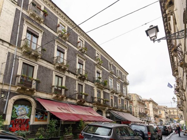 appartamento in vendita a Catania in zona Centro Storico