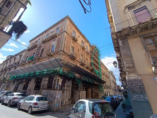 appartamento in vendita a Catania in zona Centro Storico