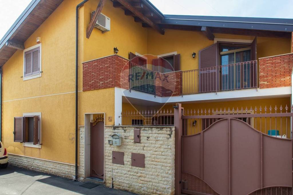 casa indipendente in vendita a Catania in zona Cibali