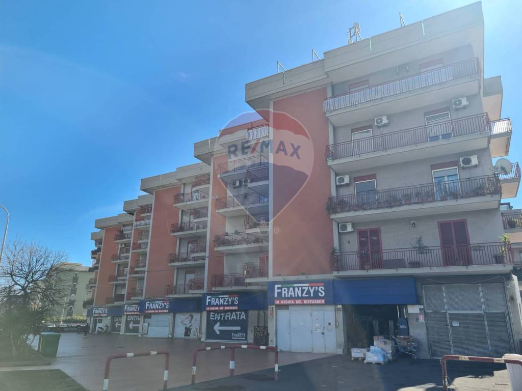 negozio in vendita a Catania in zona Centro Storico