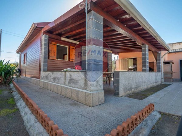 casa indipendente in vendita a Catania in zona Fontanarossa
