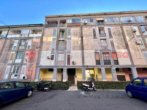 appartamento in vendita a Catania in zona Librino