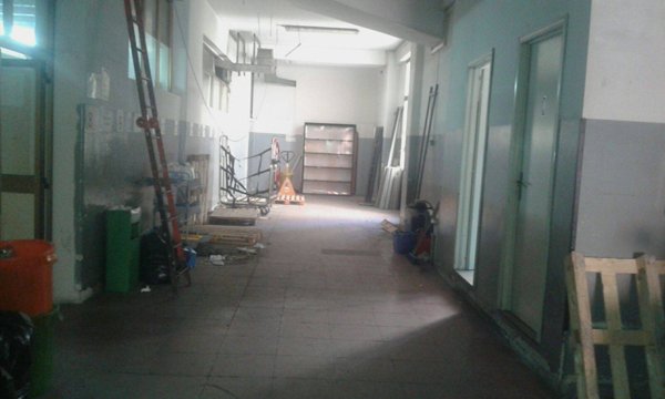 locale commerciale in vendita a Catania
