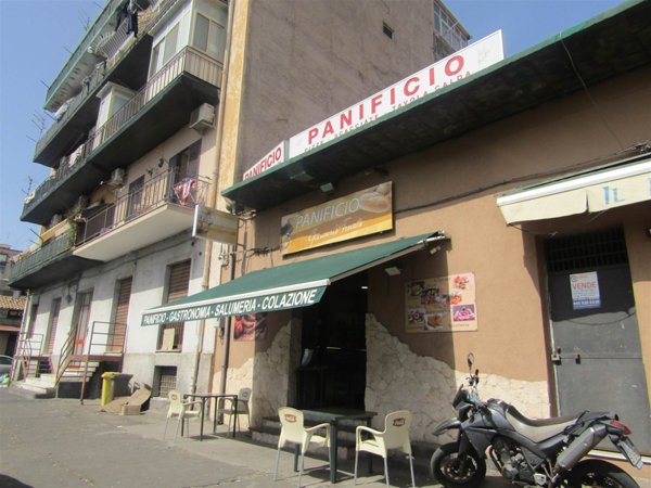 negozio in vendita a Catania