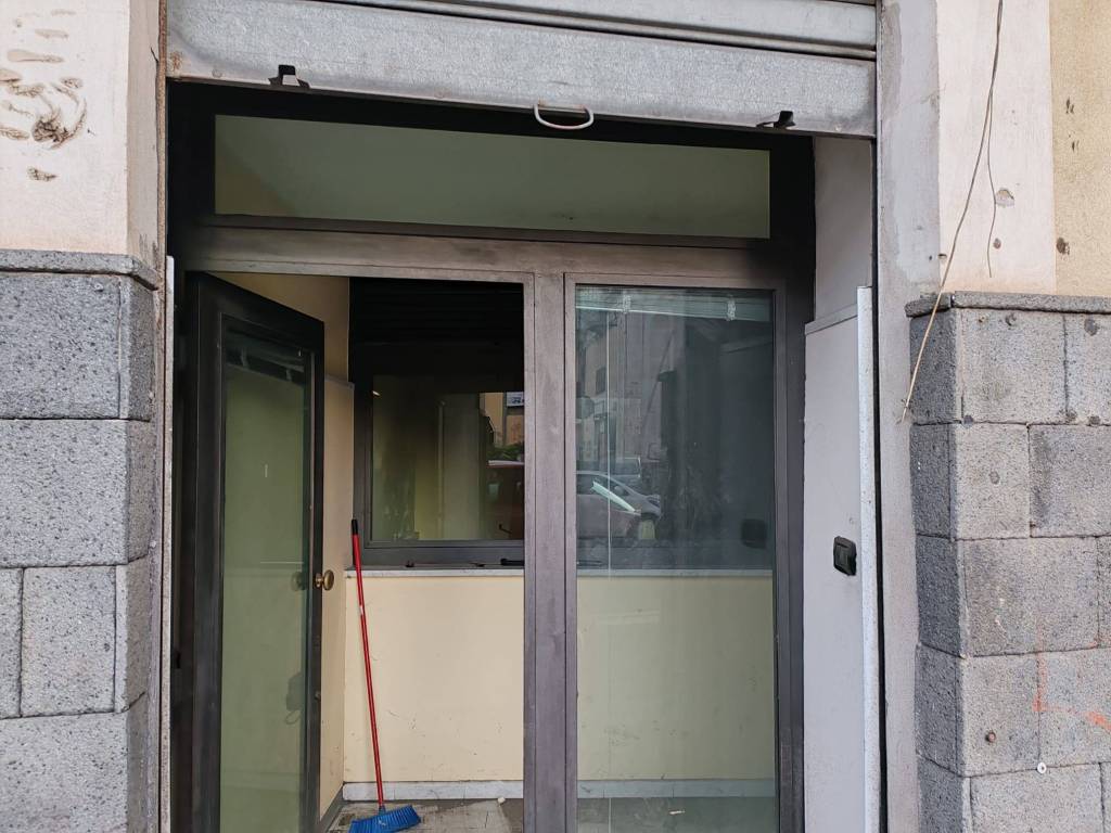 negozio in vendita a Catania