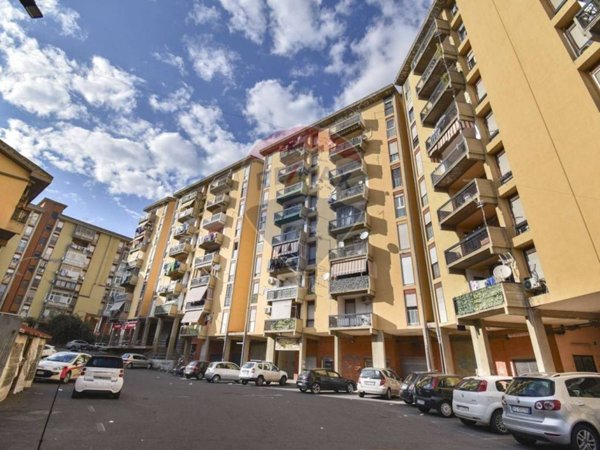 appartamento in vendita a Catania in zona Librino
