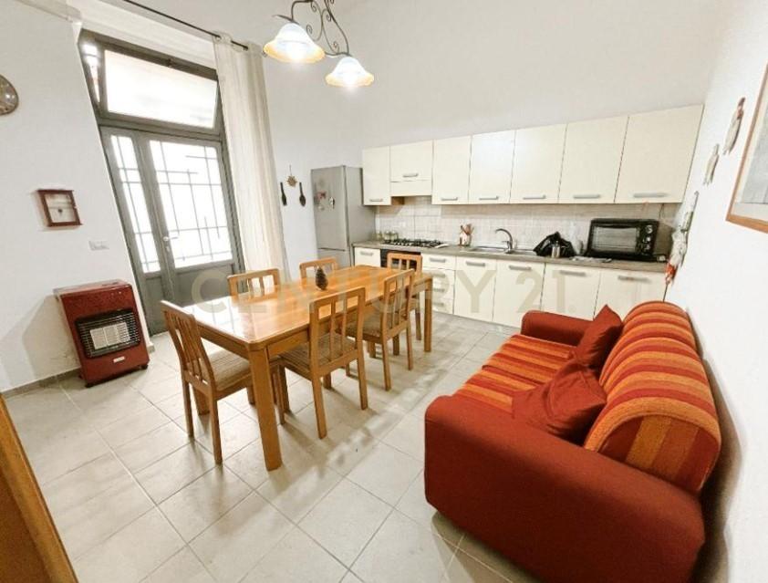 appartamento in vendita a Catania in zona Ognina
