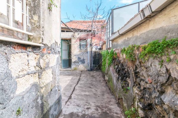 appartamento in vendita a Catania in zona Cibali