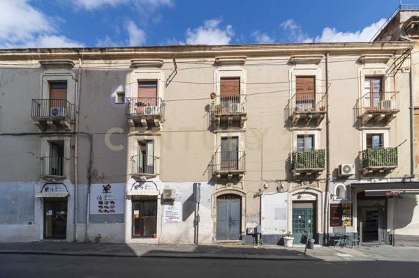 appartamento in vendita a Catania in zona Centro Storico