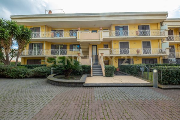 casa indipendente in vendita a Catania in zona Fontanarossa
