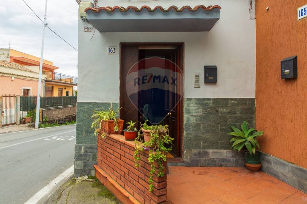 casa indipendente in vendita a Catania
