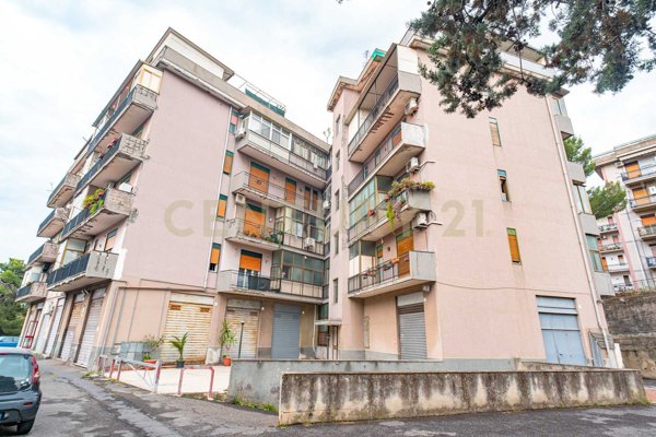 appartamento in vendita a Catania in zona San Leone