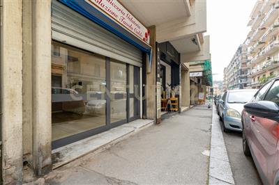 locale commerciale in vendita a Catania in zona Picanello