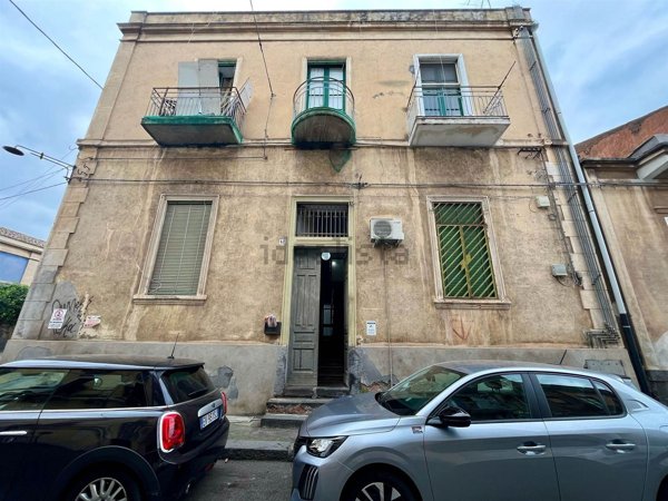 appartamento in vendita a Catania in zona Cibali