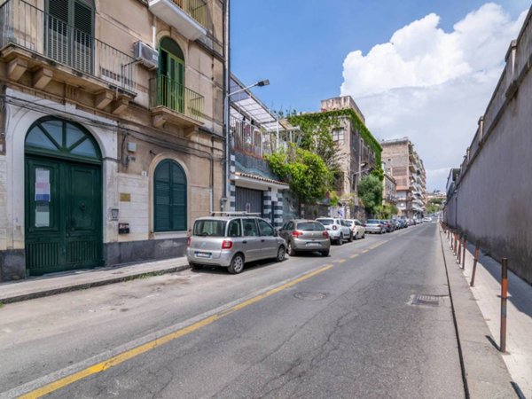 appartamento in vendita a Catania in zona Cibali