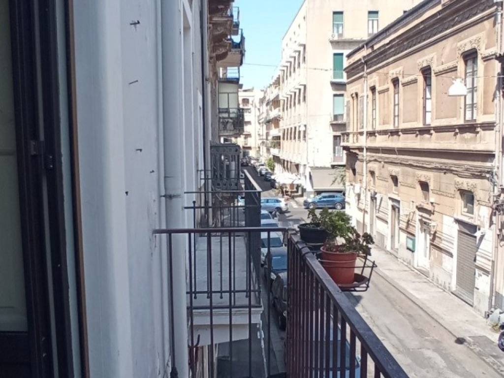 casa indipendente in vendita a Catania
