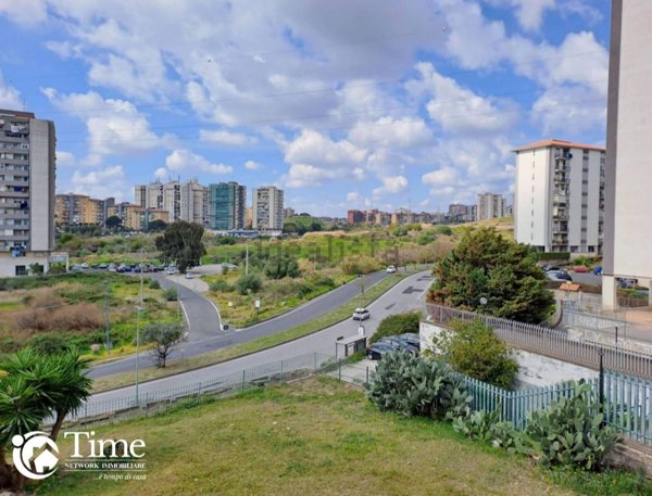 appartamento in vendita a Catania in zona Villaggio Sant'Agata