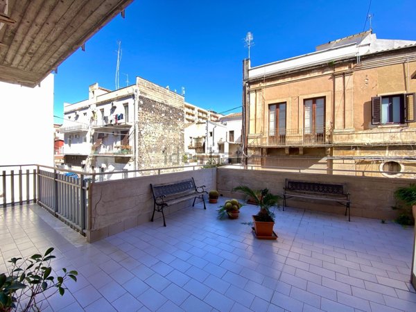 appartamento in vendita a Catania in zona Picanello
