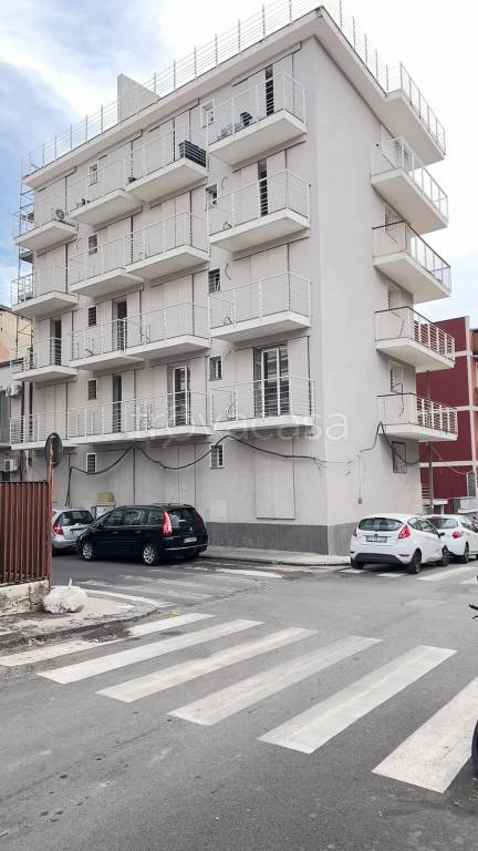 appartamento in vendita a Catania in zona Picanello