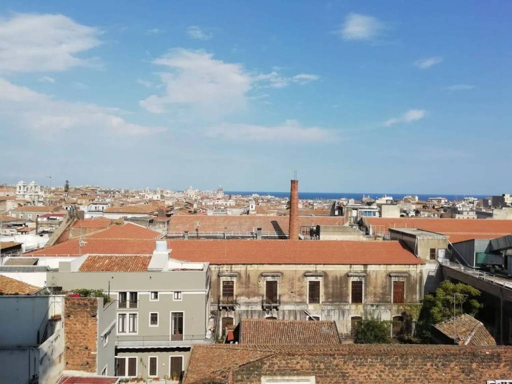 appartamento in vendita a Catania in zona Centro Storico