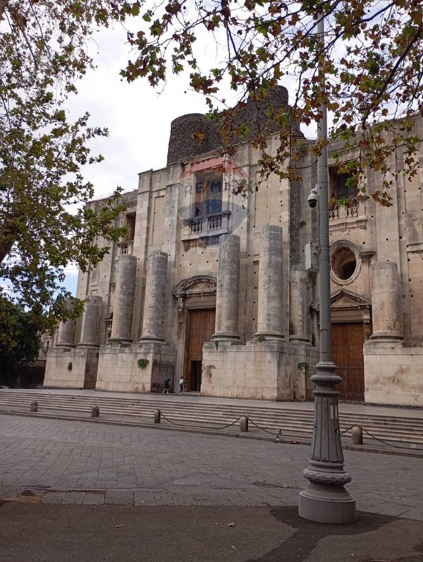 casa indipendente in vendita a Catania in zona Centro Storico
