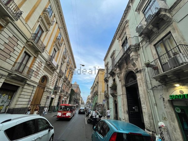appartamento in vendita a Catania in zona Centro Storico