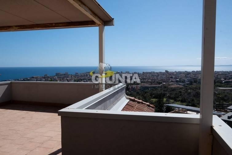 appartamento in vendita a Catania in zona Canalicchio