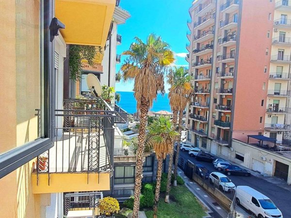 appartamento in vendita a Catania in zona Picanello