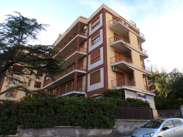 appartamento in vendita a Catania in zona Fontanarossa
