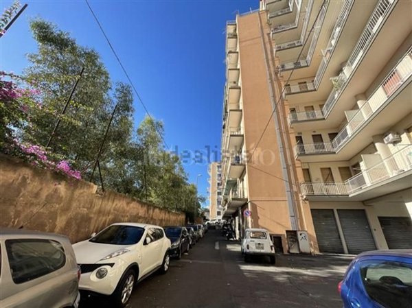 casa semindipendente in vendita a Catania in zona Centro Storico