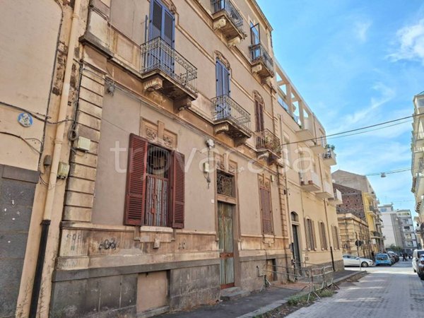 appartamento in vendita a Catania in zona Centro Storico