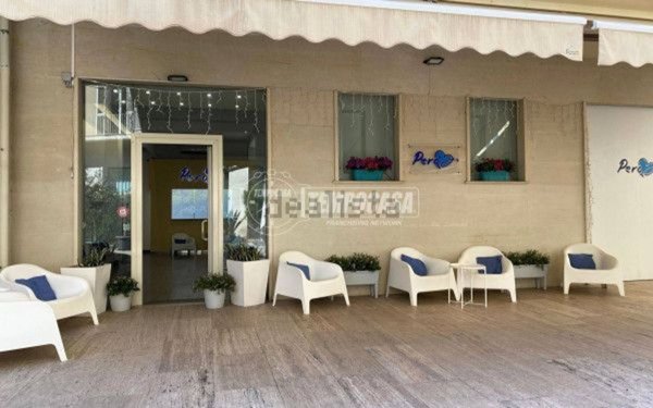 negozio in affitto a Catania