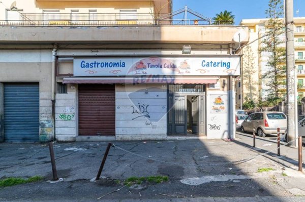 locale commerciale in vendita a Catania in zona Picanello