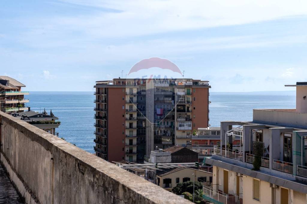 appartamento in vendita a Catania in zona Picanello
