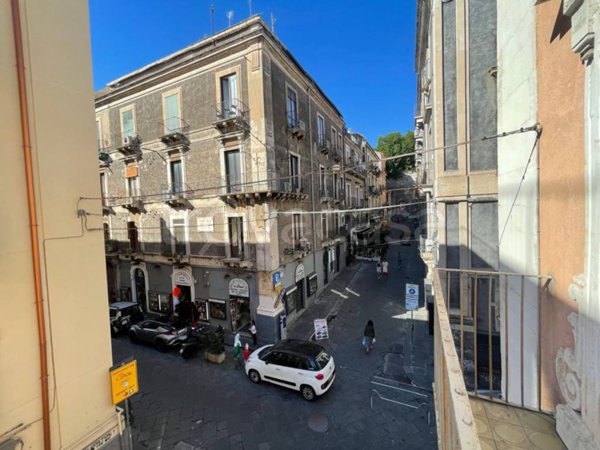 appartamento in vendita a Catania in zona Centro Storico