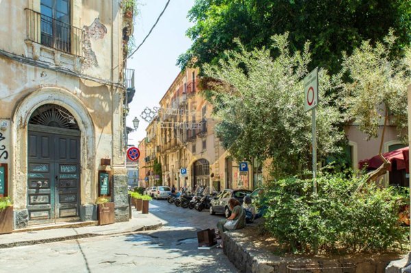 appartamento in vendita a Catania in zona Centro Storico