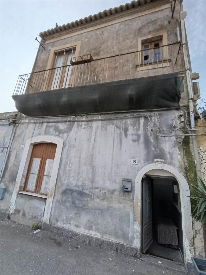 casa indipendente in vendita a Catania in zona Cibali