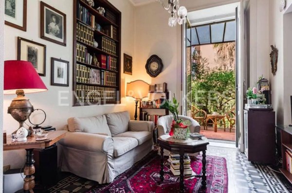 casa indipendente in vendita a Catania in zona Centro Storico